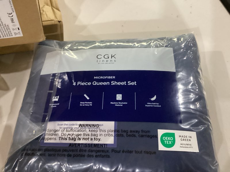 Condition photo showing As Is for queen size 4 piece sheet set - comfy breathable & cooling bed sheets set - hotel luxury bedding for women, men, kids, teens, boys & girls - deep pockets, soft and wrinkle free - oeko-tex - navy blue 18 - navy blue queen