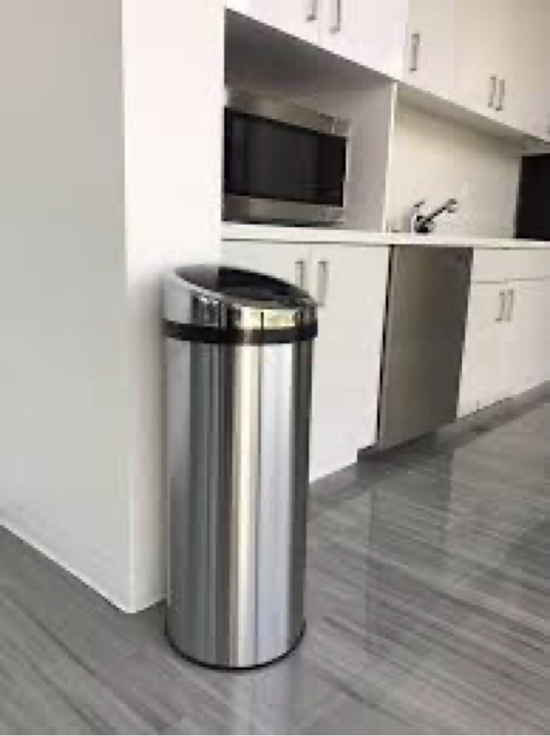 Stainless Steel 13 Gallon Trash Can(incomplete ) 