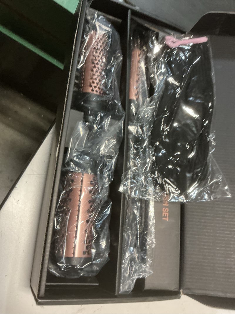 Condition photo showing Good Condition for terviiix pro thermal brush set for voluminous style, non-blowing heated round brush with adjustable temp, 3-in-1 curling brush with detachable head(1.25'',1.5'',1.77''), 20s fast heating with dual mch