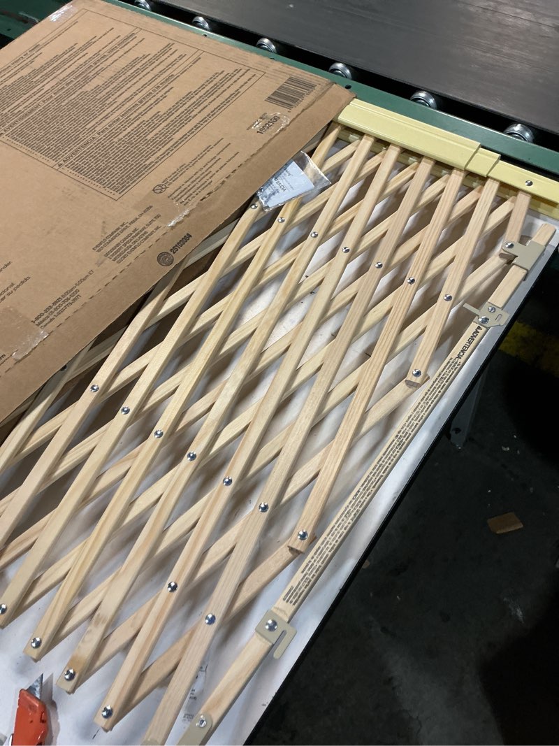 Condition photo showing New/Like New for Evenflo Expansion Walk-Thru Room Divider Baby Gate (Natural Wood)