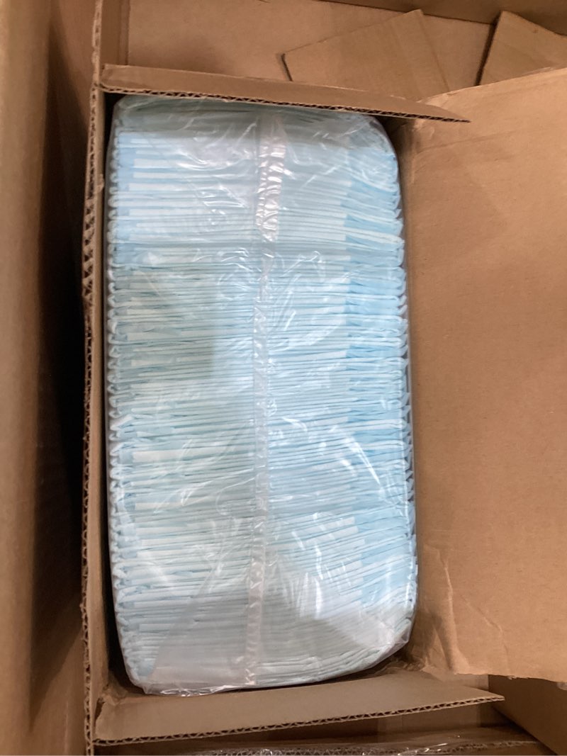 Condition photo showing Good Condition for amazon basics dog and puppy pee pads, 5-layer leak-proof super absorbent, quick-dry surface, potty training, regular (22x22"), 100 count, blue & white