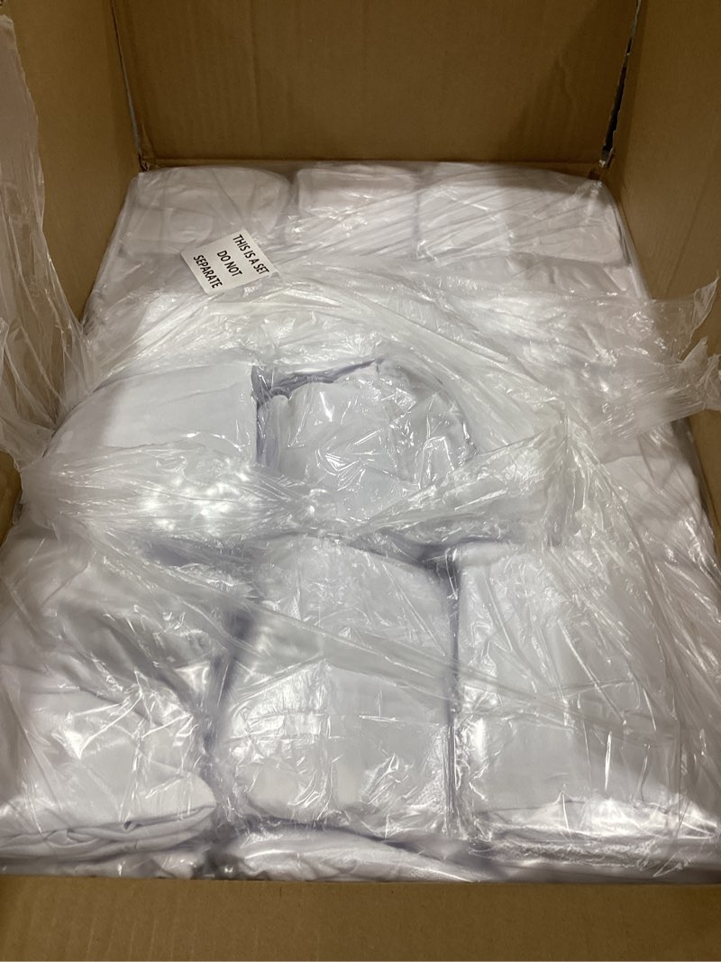 Condition photo showing New/Like New for 60 Pcs White Chair Covers for Dining Chairs Polyester Spandex Chair Covers Stretch Slipcovers Chairs Covers for Party Wedding Dining Banquet Event Chairs Covers White 60PCS