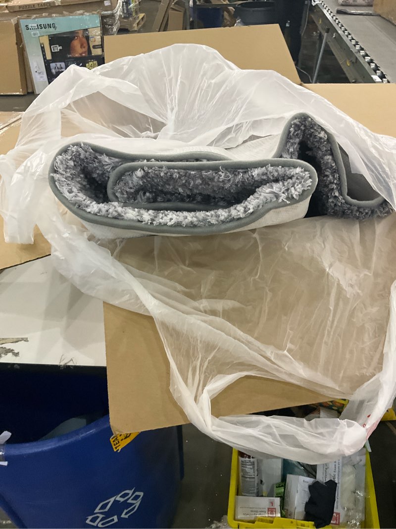 Condition photo showing Good Condition for Arotive Microfiber Bathroom Rugs, Shaggy Soft and Absorbent Bath Rug, Non-Slip, Thick Plush Bathroom Mat, Machine Washable Dry Bath Mats for Bathroom, Tub and Shower,70" x 24",Grey