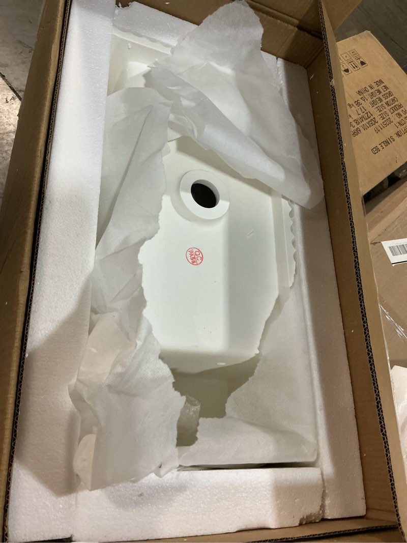 Condition photo showing Good Condition for delice 24 in. ceramic rectangular wall-mount bathroom sink in matte white