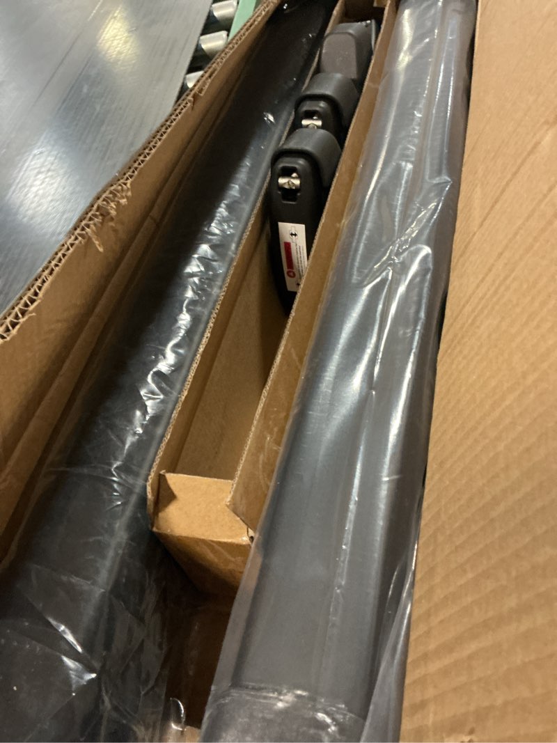 Condition photo showing Good Condition for Ski & Snowboard Roof Rack with Sliding Extension, Ski Rack for Car Roof, Universal Ski Rack with Anti-Theft Lock, Fits 6 Pair Skis or 4 Snowboards, Mounting Clamp Hook Fits Most Cross Bars