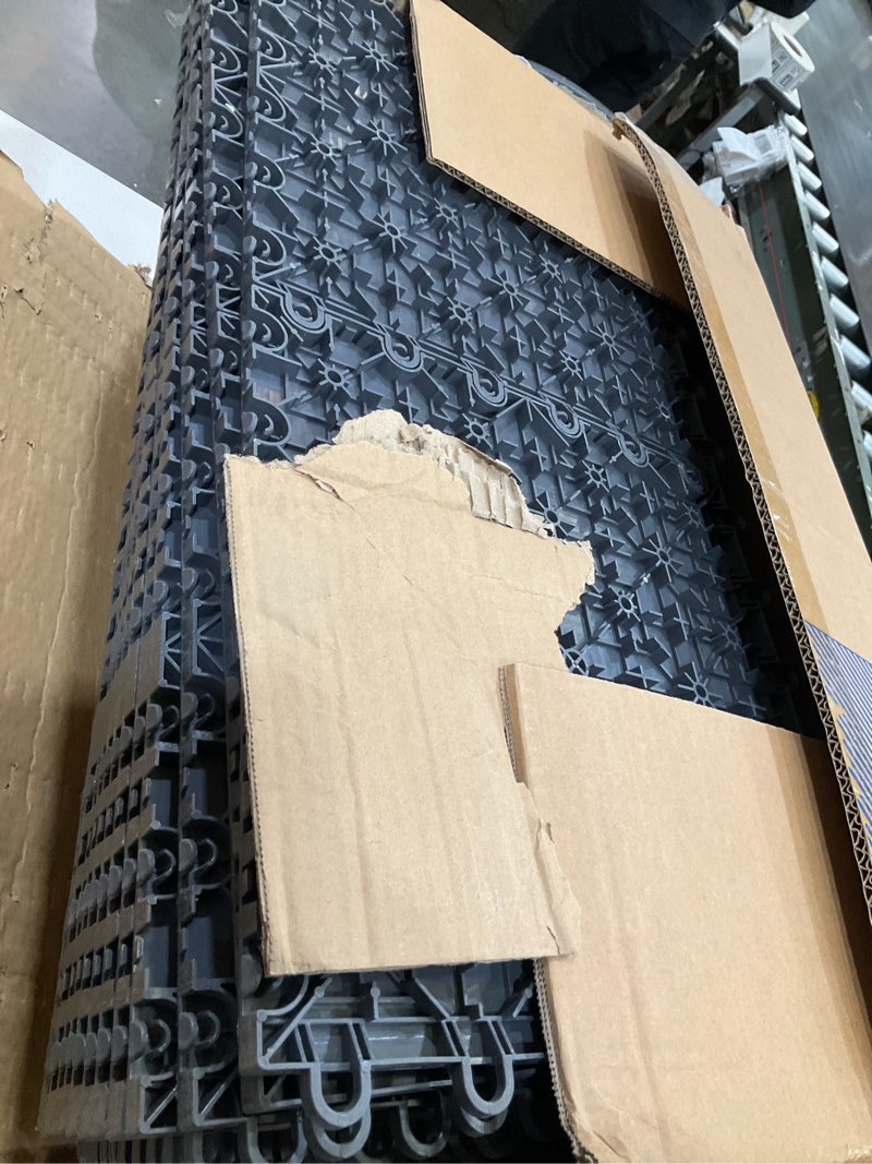 Condition photo showing Good Condition for Garage floor tiles