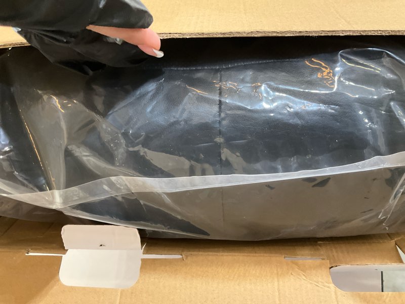 Condition photo showing Good Condition for seat cushion