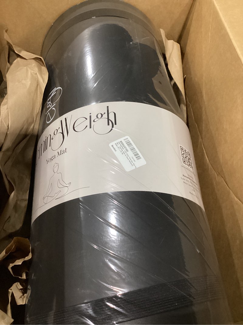 Condition photo showing New/Like New for hemingweigh 1 inch thick yoga mat, extra thick, non slip exercise mat for indoor and outdoor use, black