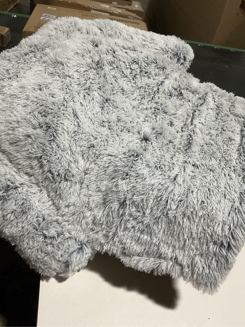 Condition photo showing Good Condition for Tinaco Calming Dogs/Cats Bed Mats, Dog Pad Washable Removable Couch Cover, Plush Long Fur Mat for Pets, Waterproof Lining, Perfect for Small, Medium and Large Dogs and Cats (Gradient Gray, 36"x31") 36.0"L x 31.5"W x 5.0"Th Gradient Gray
