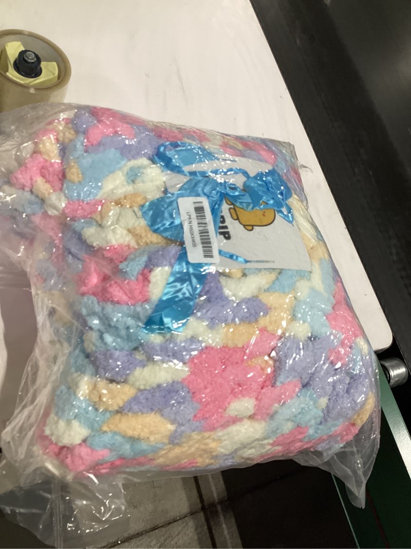 Ultra Soft Chunky Knit Throw Blanket 40x50 Hand Knitted Warm Chenille Throw Blanket, Home Decor Soft