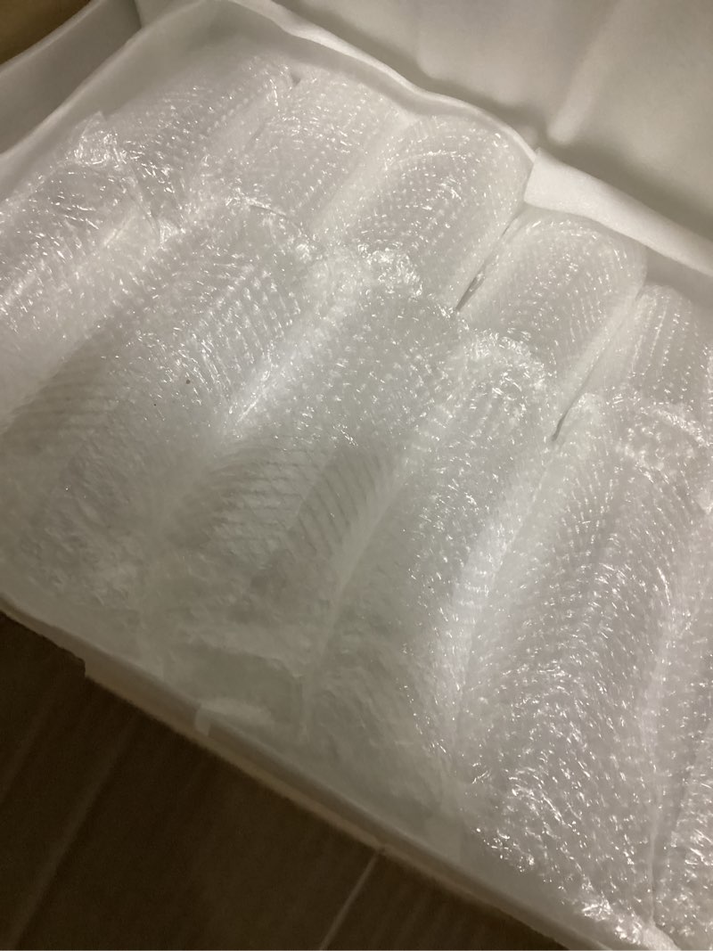 Condition photo showing Good Condition for yungyan 48 pcs clear glass cylinder vase floating candles set for centerpieces decorative floating candle holder tall clear flowers vase for table party event wedding home decor (4/6/8/10 inch tall) 4/6/8/10 inch tall 48
