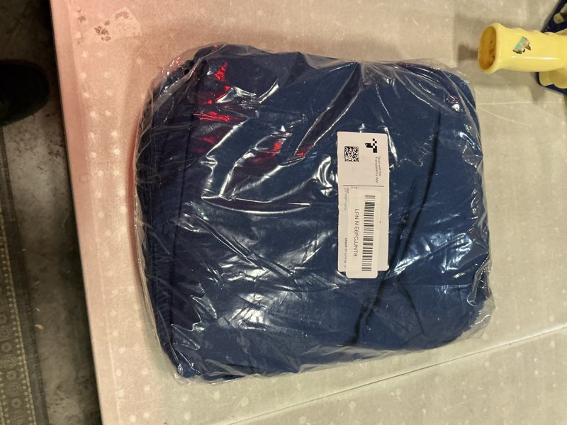 Condition photo showing Good Condition for moosfor round spandex tablecloth 4 pack, elastic fitted waterproof tablecloths for 45"-56" tables, stretch washable picnic table cover for camping, dining, indoor and outdoor, navy navy for up to 45"-56" round