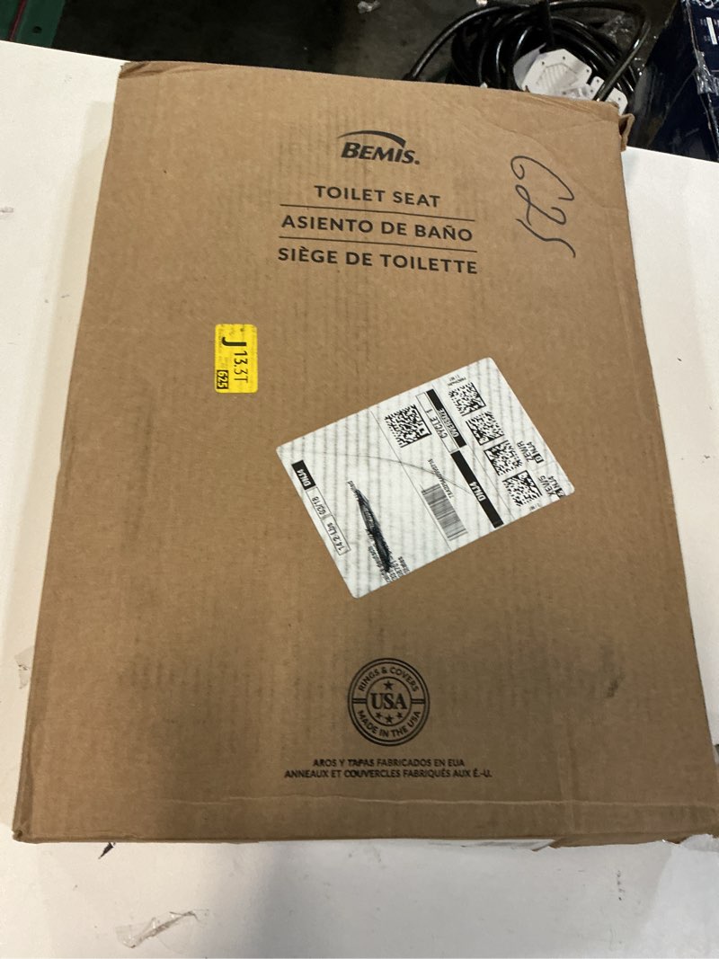 Condition photo showing New/Like New for bemis 1500ec 390 lift-off wood elongated toilet seat, cotton white (pack of 1)