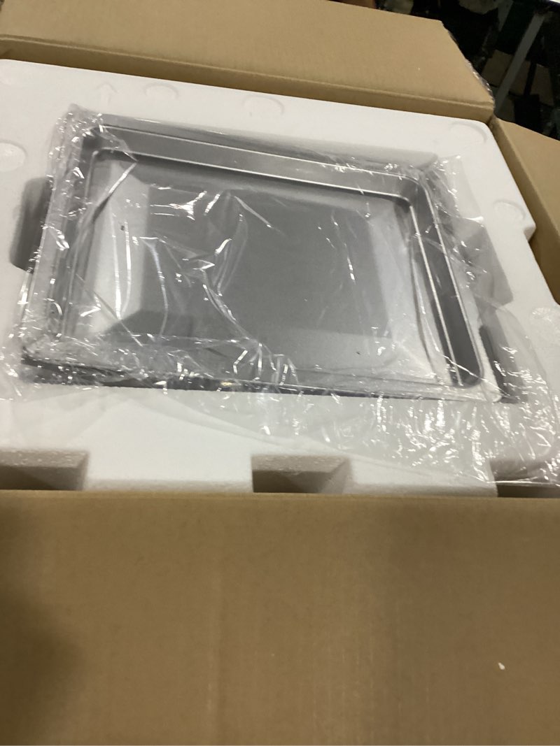 Condition photo showing New/Like New for chefman 26qt digital french door air fryer - rj50-fdaf-m25 - stainless - new