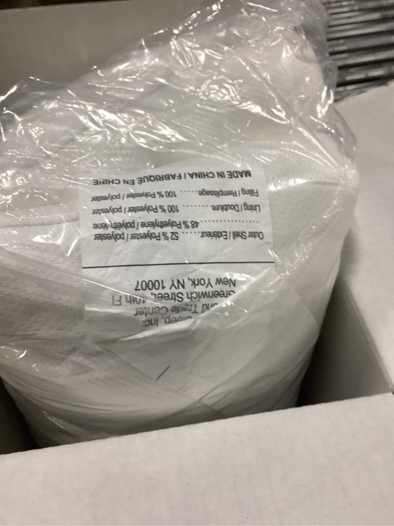 Condition photo showing New/Like New for casper sleep essential cooling pillow, standard size – cooling cover, medium soft feel, down-alternative fill, supports side, back & stomach sleepers standard essential cooling pillow single pack