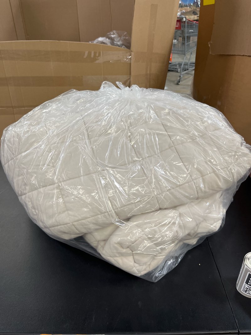 https://lotting-media.assets.bidfta.com/lotting_d49c92cf-23a2-461a-92c0-9de5be4922ec