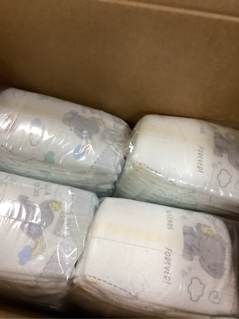 Condition photo showing Good Condition for Pampers Swaddlers Diapers, Size 1 (8-14 lbs), 164 Count, Absorbent, Keeps Baby Dry and Comfortable, Skin Safe Disposable Baby Diaper Size 1 164