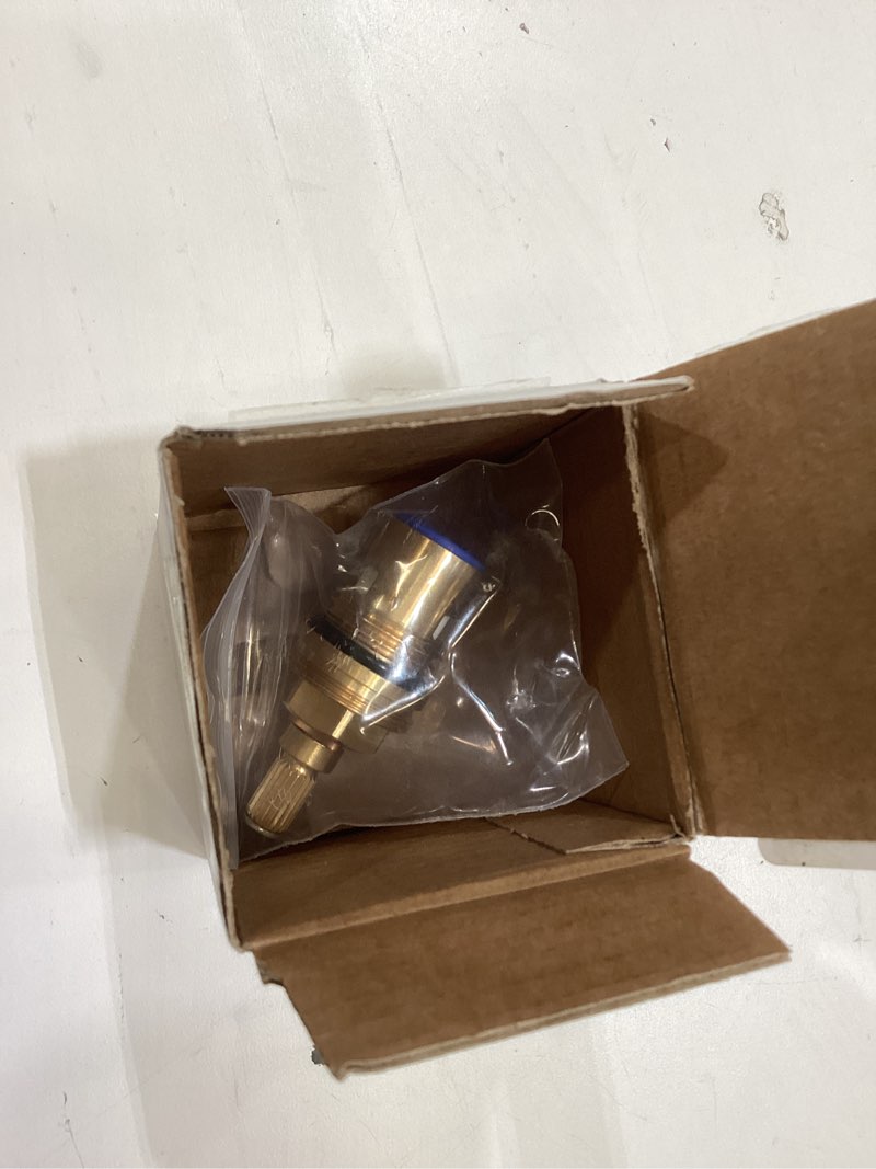 Condition photo showing Good Condition for 45883000 ceramic cartridge compatible with grohe faucet cartridge 1/2 inch 1/4 turn clockwise open 90 degrees right side close cold water for ceramic cartridge