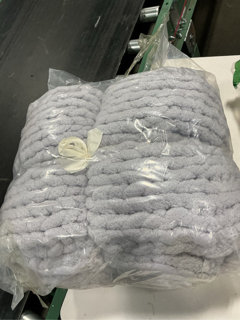 Condition photo showing New/Like New for weshiongoo chunky knit blanket throw 51"×63" knitted throw blankets for couch bed fluffy soft blanket with jumbo chenille yarn thick 100% handmade (lingt grey) light grey 51"x63"(large size throw)