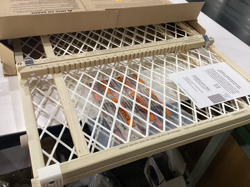 Condition photo showing New/Like New for north states easy adjust diamond mesh pet gate  white  wood  26.5  - 42  x 23