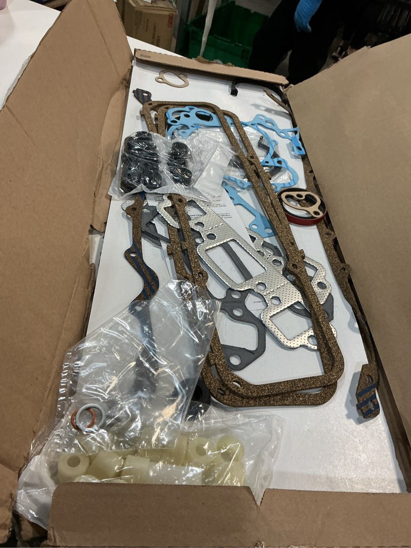 Condition photo showing As Is for fel-pro 260-1010 gasket kit