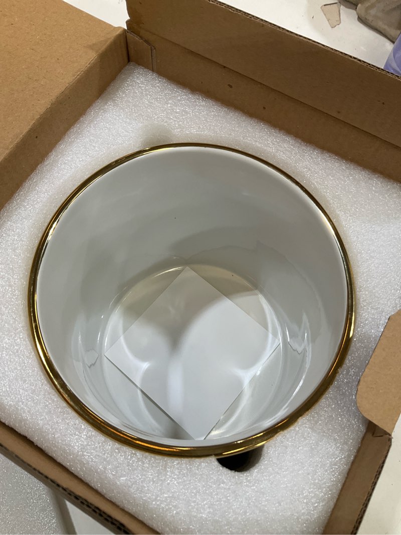 Condition photo showing Good Condition for modern ceramic kitchen utensil holder - white with gold rim with non-slip base - elegant caddy for cooking tools and serveware
