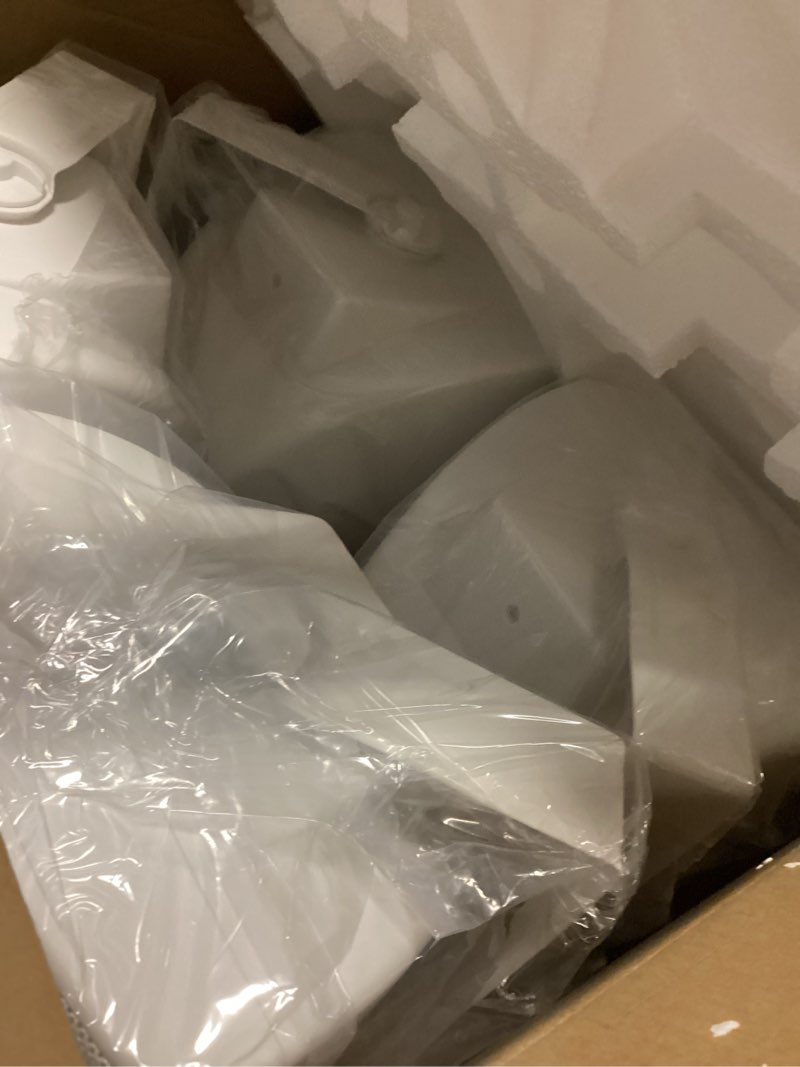 Condition photo showing Good Condition for Herdio 6.5 Inch 800W Passive Outdoor Speakers Wired Waterproof 2-Way Wall Mounted Speakers with Bass Suitable for Patio Pool Deck Porch Backyard Indoor Home (2 Pairs, White)