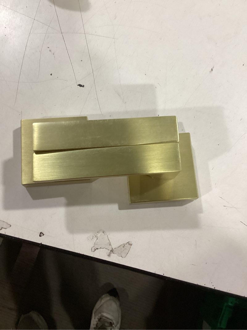 Condition photo showing Good Condition for 1 Pack Entrance Lever Door Handle for Office or Front Door with a Satin Brass Finish, Heavy Duty Front Door Levers Sleek Door Knobs 1 Pack Entry Lock Front /Exterior Doo