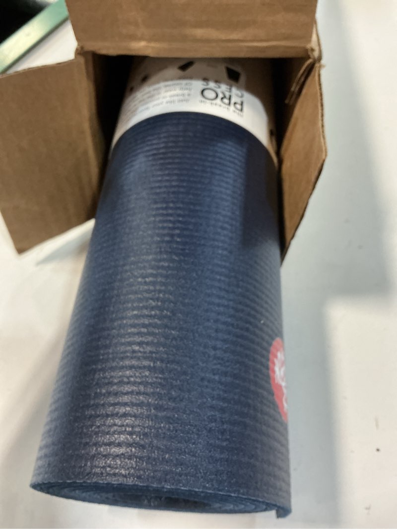 Condition photo showing Good Condition for ( color blue )manduka prolite yoga mat - 4.7mm | lifetime durability | hygienic construction | teacher approved deep sea green 71" x 24"