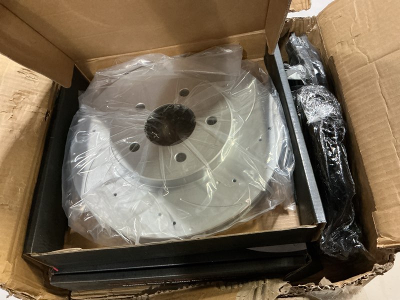 Condition photo showing Good Condition for Front Brake Pads And Rotors Kit Compatible With 2010-2018 Subaru Forester, 2013-2014 Outback, 31407 D1539-7880 Automotive Replacement Brake Kits Drilled And Slotted Rotors 293.4mm(11.6in)