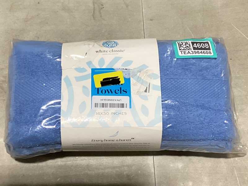 Condition photo showing New/Like New for white classic luxury light blue hand towels - soft 100% turkish cotton | highly absorbent hotel spa bathroom towel collection | 16x30 inch | set of 6 14: light blue