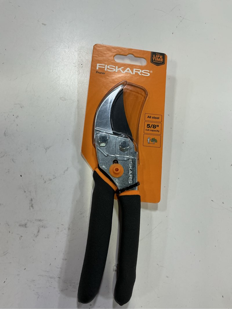 Condition photo showing New/Like New for bypass pruner precision-ground steel rust-resistant low-friction coated blades