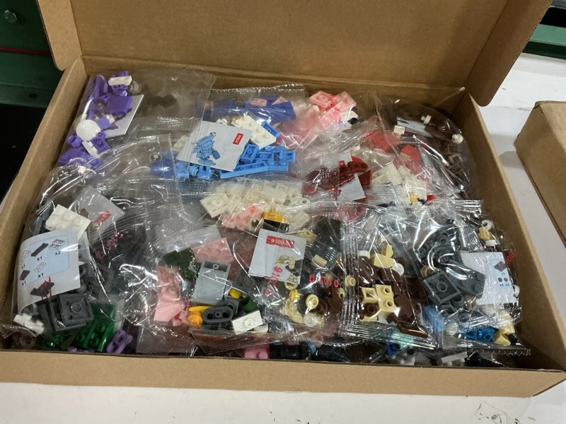 Condition photo showing New/Like New for 40 packs party favors for kids – 999+ pcs animal building blocks, 4 themes: ocean birds insects farm – diy toys for boys girls ages 6-12, goodie bag stuffers, classroom prizes, easter basket stuffers