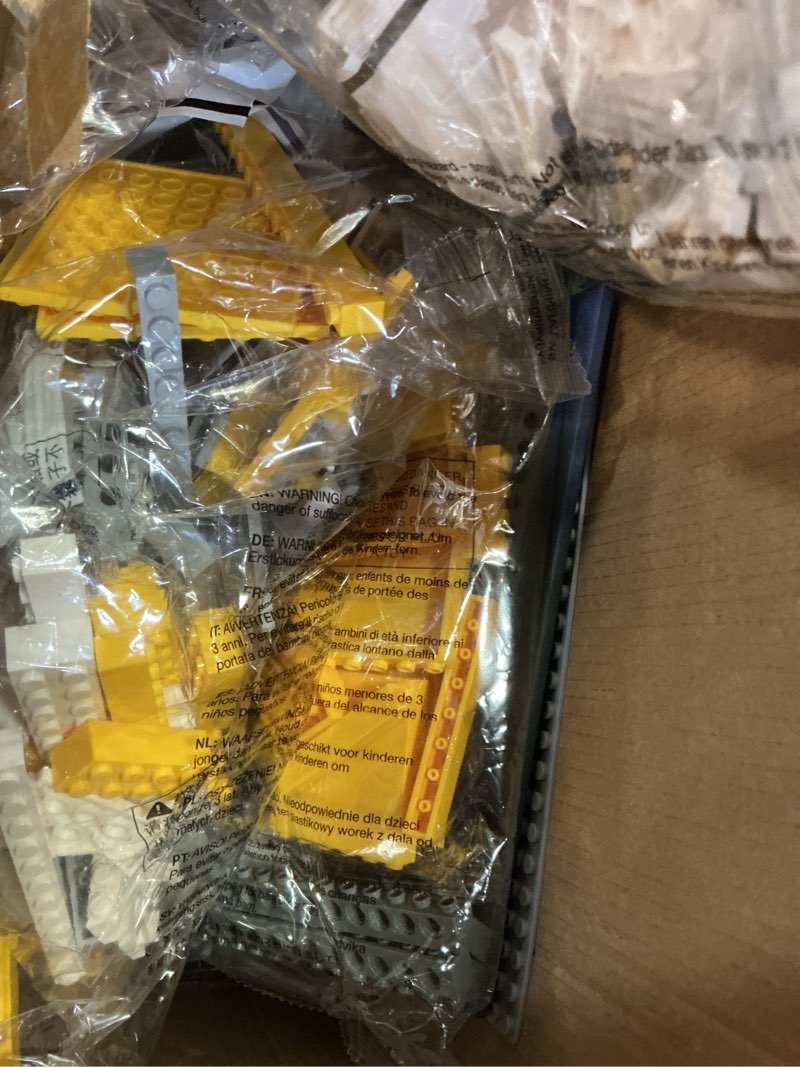 Condition photo showing Good Condition for Sosuy Motorized Coin Pusher Building Blocks Set 2093 Pcs – Interactive Arcade Game DIY Construction, for Boys, Educational STEM Toy for Kids Teens Adults, Family Activity