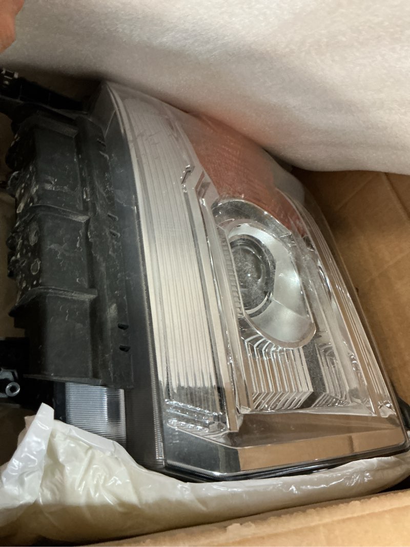 Condition photo showing Good Condition for headlight assembly compatible with gmc sierra 2014-2018 1500 | 2015-2019 2500hd/3500hd base/denali/sle/slt, halogen headlamp replacement w/o led drl, with bulbs, chrome housing amber reflector chrome housing amber reflector halogen