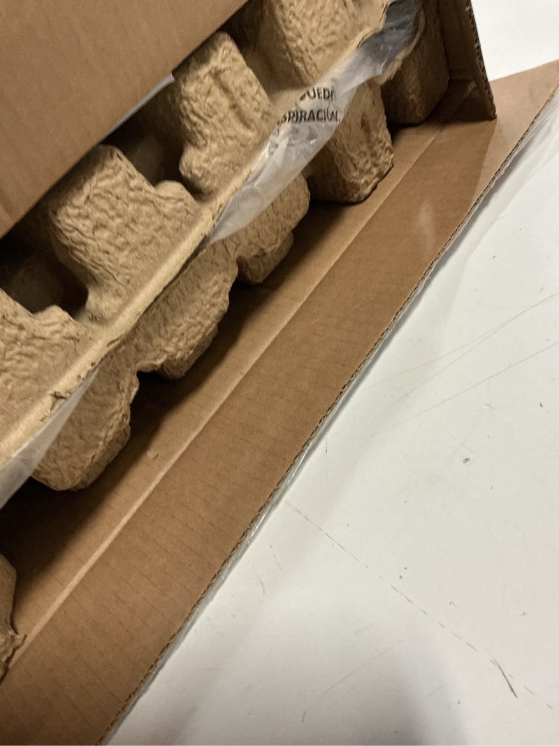 Condition photo showing New/Like New for black+decker 18" oscillating stand fan with remote control black: adjustable height, 3 speeds, etl listed