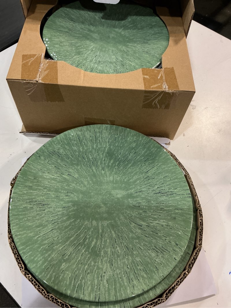 Condition photo showing Good Condition for MissYIP 12 Pcs Dinnerware Set - Unbreakable Dish Set for 4, Dishwasher Safe Plates and Bowls - Ideal for Party, Camping, Indoor and Outdoor Use (Vintage Green)