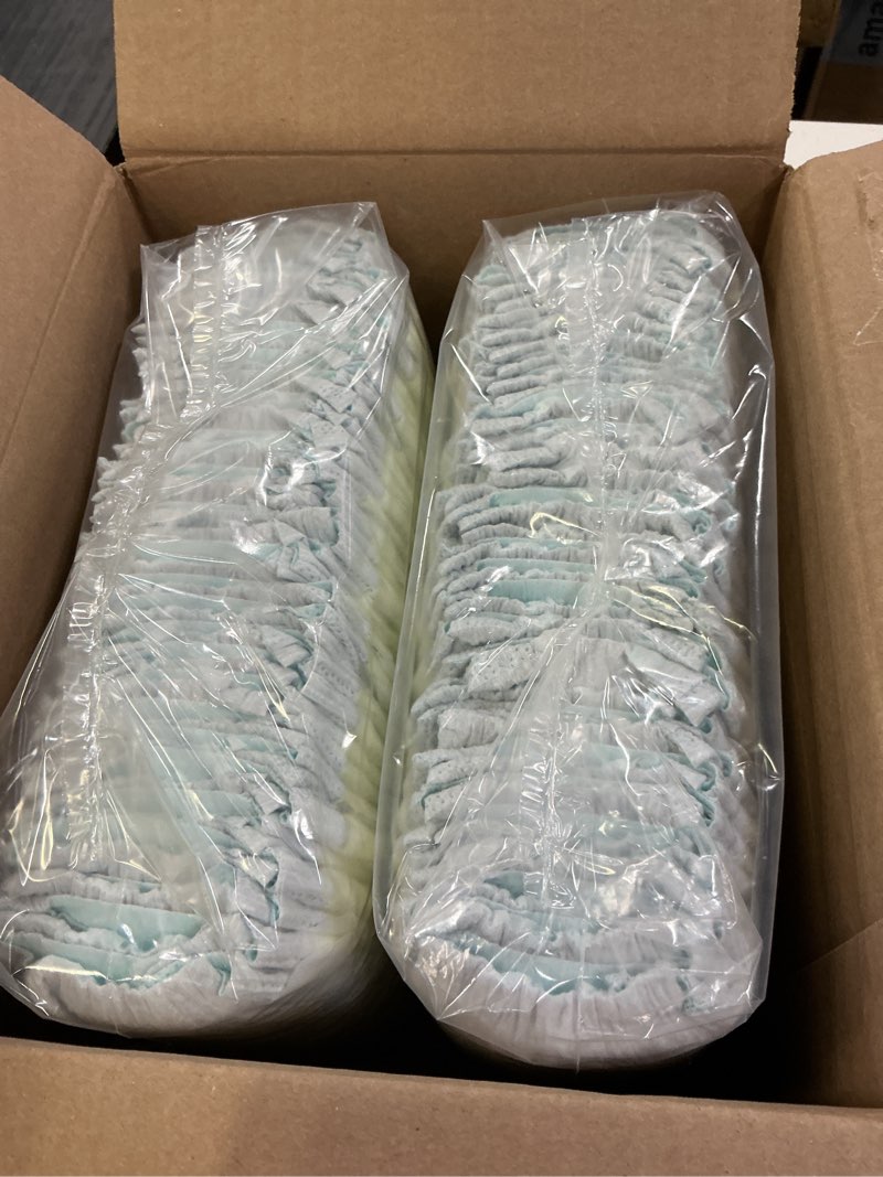 Condition photo showing New/Like New for Pampers Swaddlers Diapers, Size 4 (15-34 lbs), 66 Count, Absorbent, Keeps Baby Dry and Comfortable, Skin Safe Disposable Baby Diaper (Packaging May Vary) Size 4 66