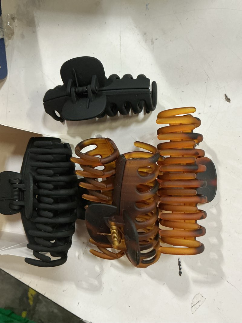 Condition photo showing Good Condition for 3.5'' Medium Hair Claw Clips for Thin and Medium Thick Hair, Strong Hold Hair Clips for Fine Hair, Non-slip Cute Claw Clips for Women and Girls, Extra Lightweight Matte Jaw clips (Black, Tortoise)