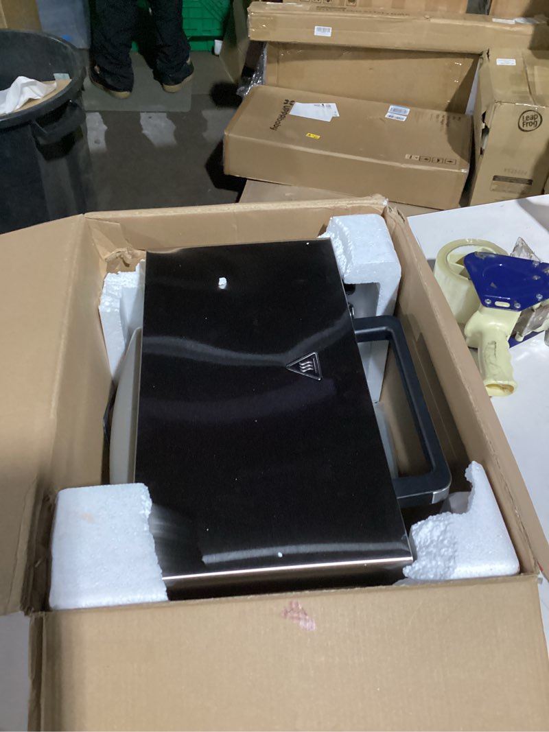 Condition photo showing As Is for Hamilton Beach Countertop Toaster Oven & Pizza Maker Large 4-Slice Capacity, Stainless Steel (31401)