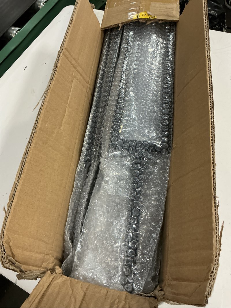 Condition photo showing Good Condition for 16 pack rectangular hollow stair spindles 44 inches, 1/2" iron balusters for staircase interior with 32 baluster shoes