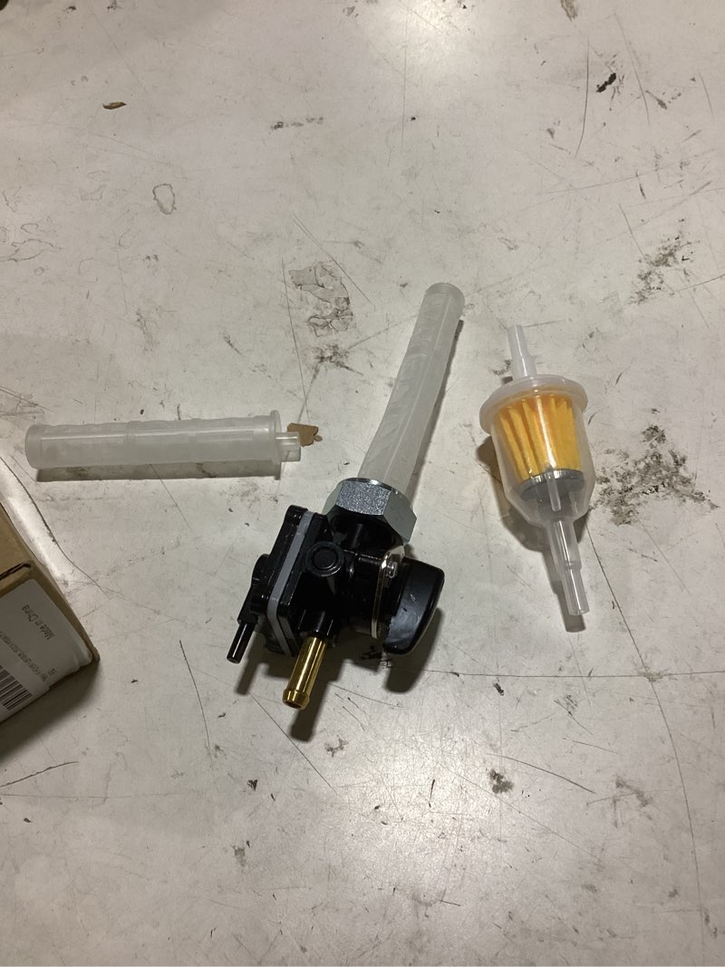 Condition photo showing Good Condition for fuel valve petcock 22mm vacuum fit for sportster 883/1200 1995-06 62169-95b | vacuum fuel petcock 22mm straight outlet, direct replacement for sportster 883/1200 1995-2006, oe 62169-95b, reliable