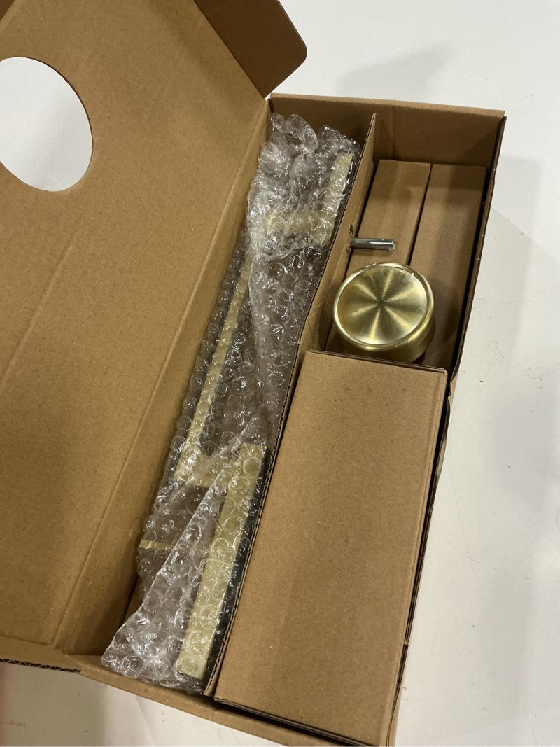 Condition photo showing New/Like New for honeywell front entry door handle with interior knob 