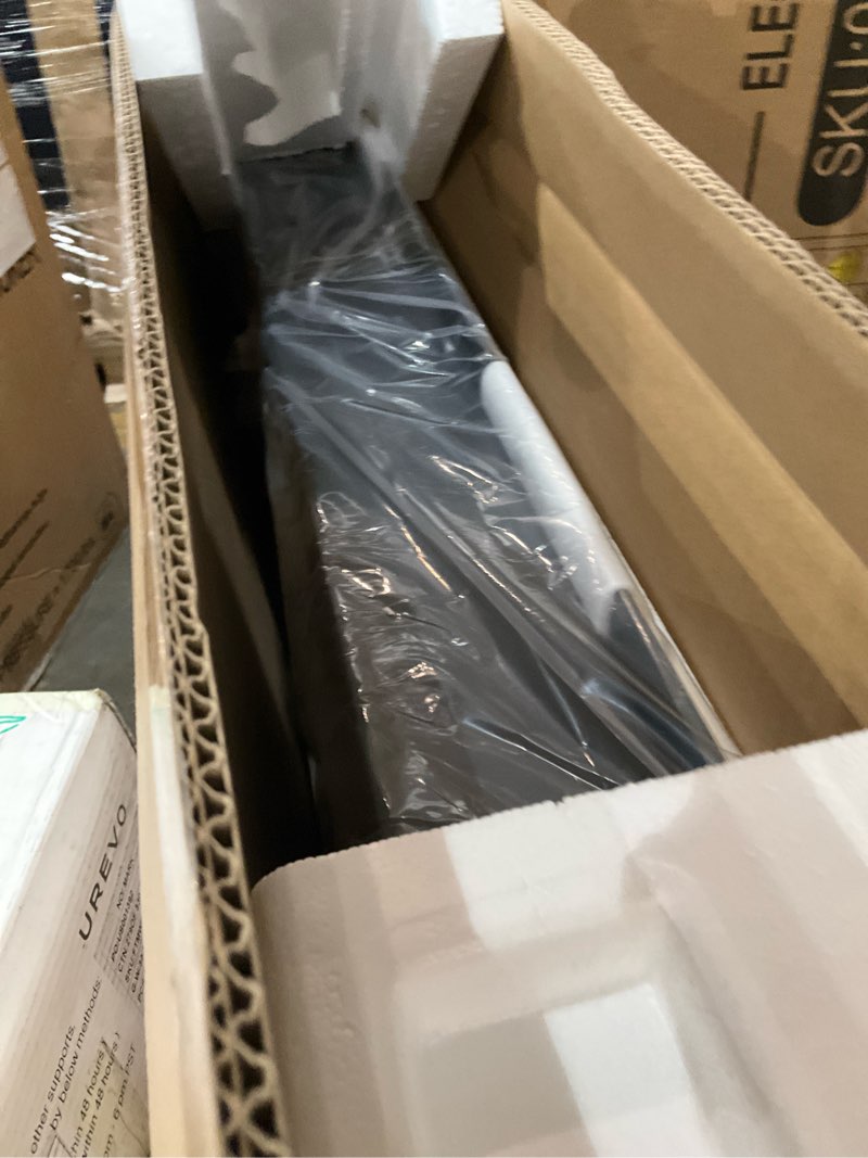 Condition photo showing Good Condition for electric fireplace insert