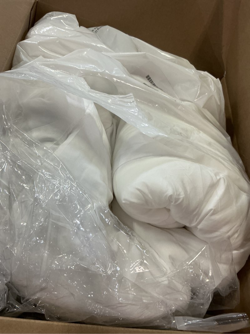 Condition photo showing As Is for bedsure comforter duvet insert - quilted comforters oversized king size, all season duvet, gentlesoft down alternative bedding, with 8 tabs, gifts for women/men, white, oversized king 116 x 98 inches white oversized king