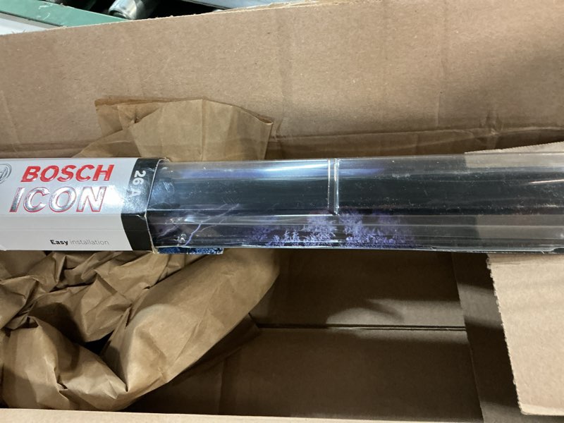 Condition photo showing Good Condition for bosch 26a icon premium beam wiper blade; 26" - single