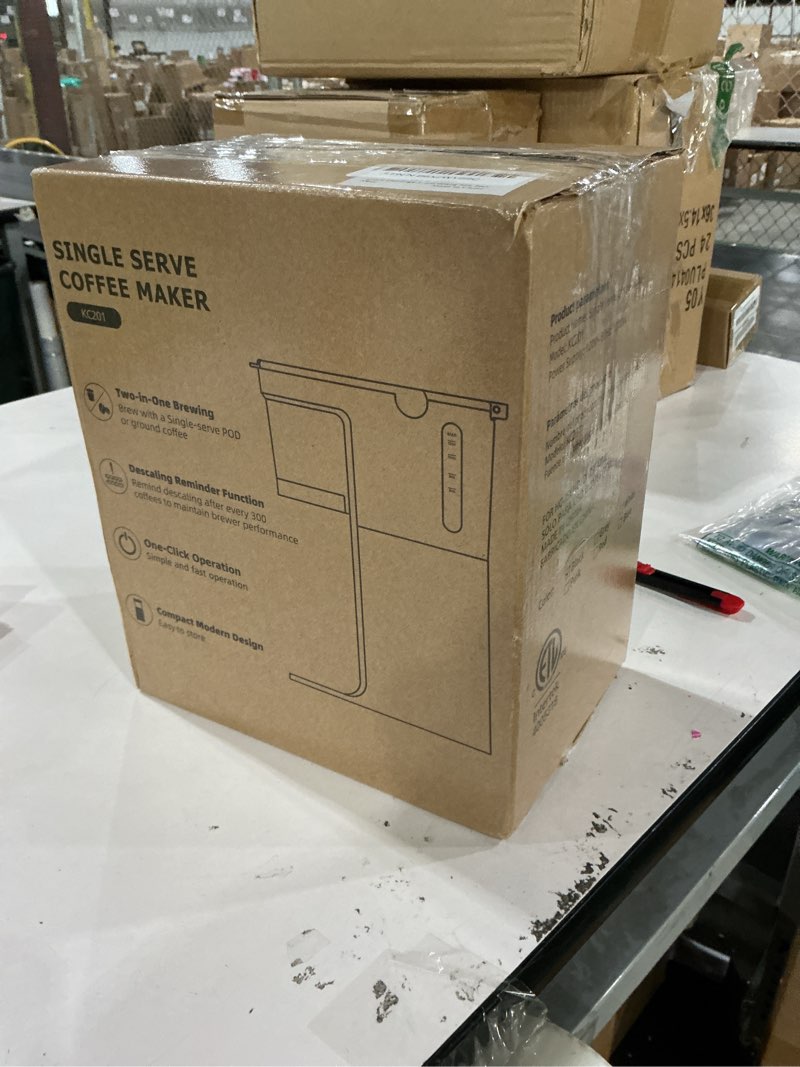 Condition photo showing Good Condition for Single Serve Coffee Maker