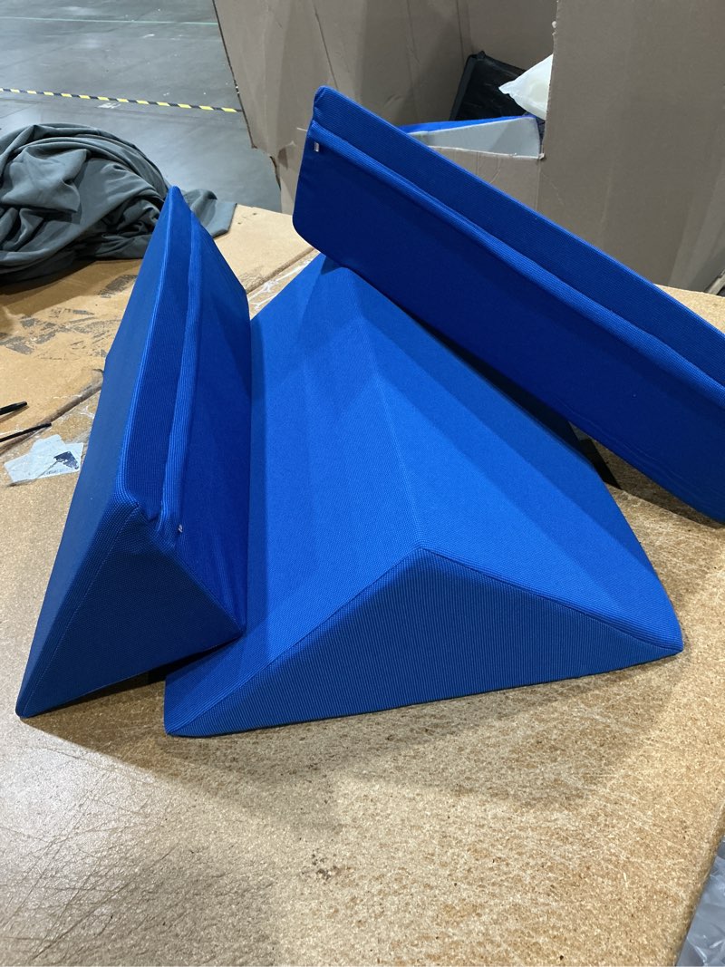 Condition photo showing Good Condition for fanwer positioning wedge pillow for side sleeping (3 in 1), 40 degree triangle bed wedges & body positioners for back pain, preventing bedsores, after surgery, knees elevated, pregnancy blue