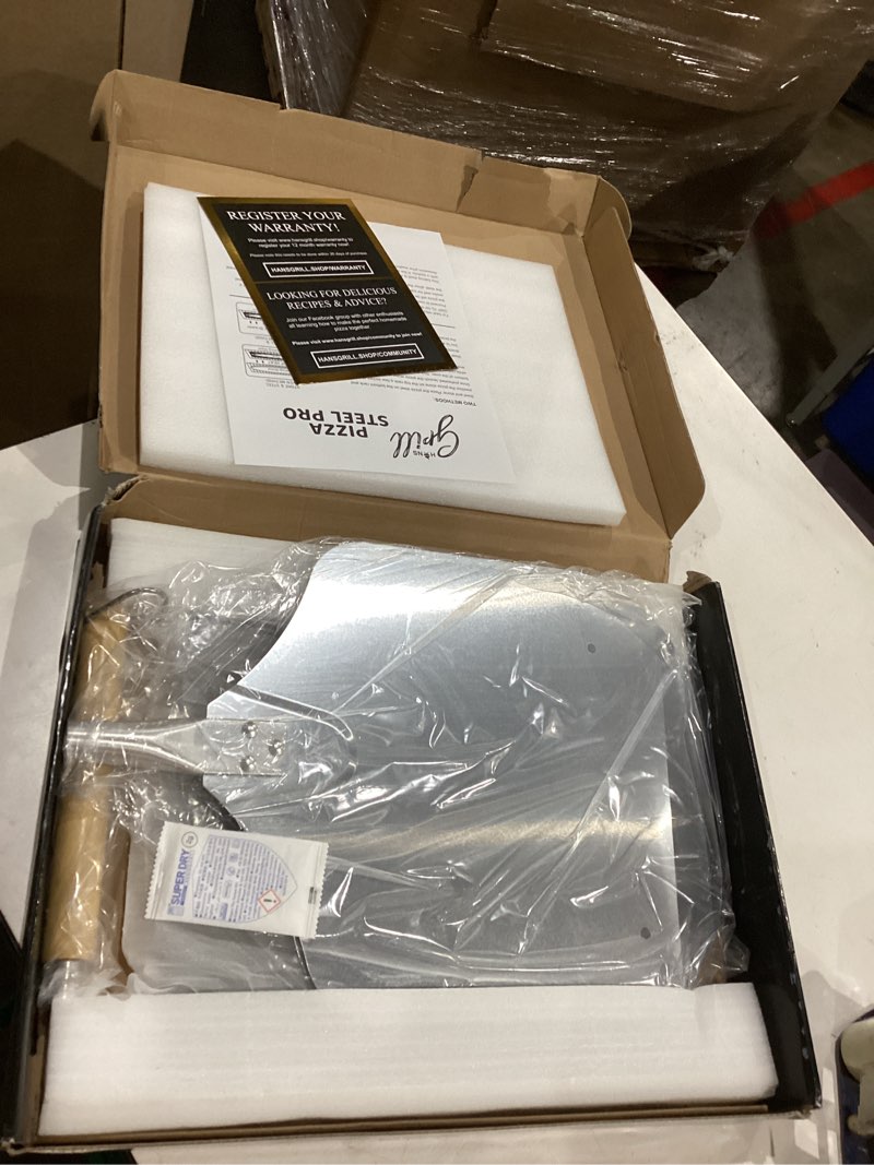 Condition photo showing Good Condition for pizza steel pro by hans grill | xl 1/4" thick square conductive metal baking steel for oven and bbq cooking pizzas | bake and grill bread and calzone with our cast iron pizza stone