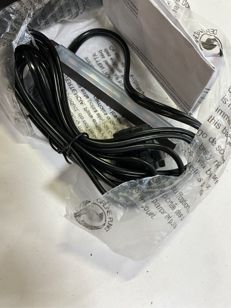 Condition photo showing Good Condition for harbor breeze 70-lumen 2-watt bronze low voltage hardwired led outdoor deck light (3000 k)